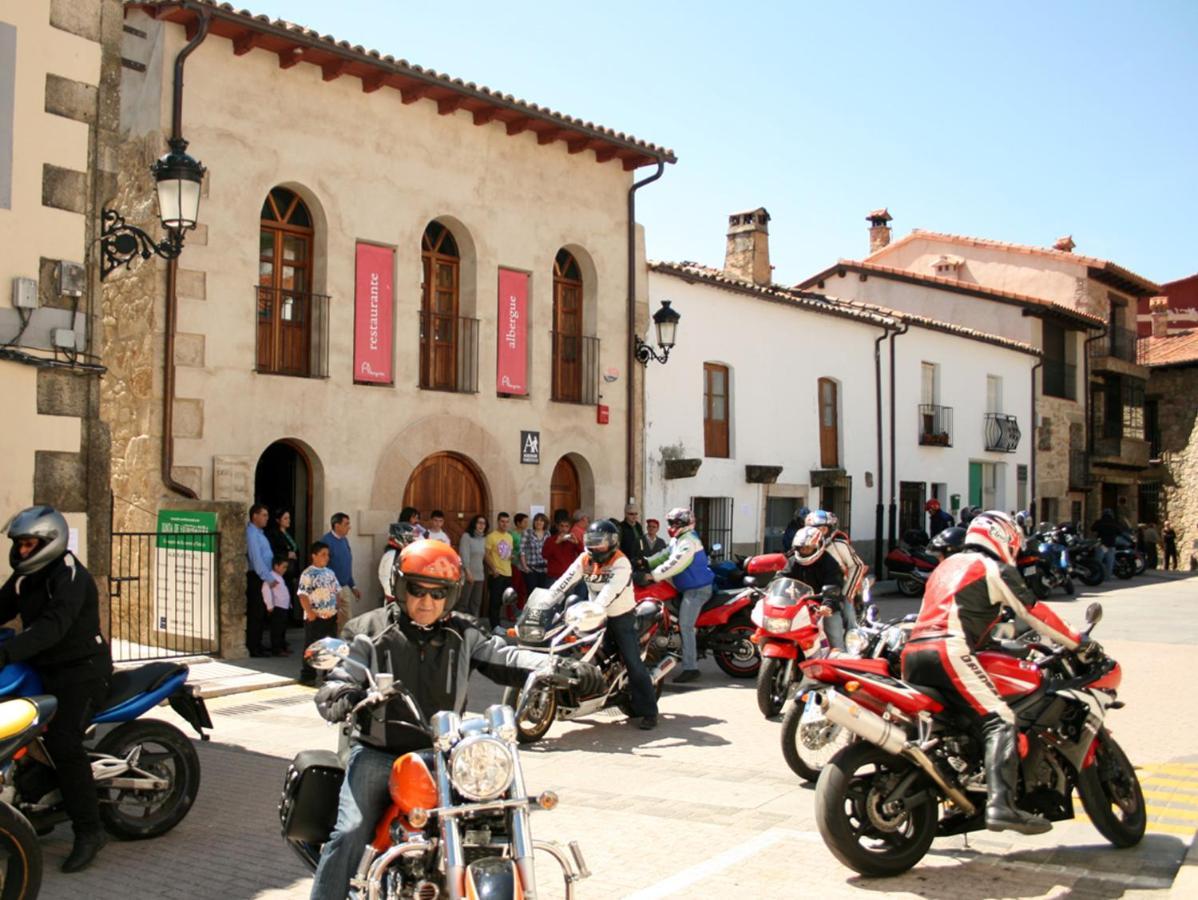 Auberge de jeunesse Alberjerte à El Torno  Extérieur photo
