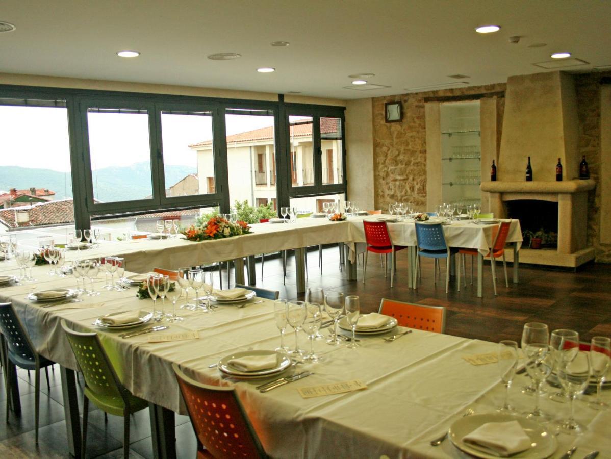 Auberge de jeunesse Alberjerte à El Torno  Extérieur photo